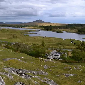 Ben Lettery Connemara Hostel Galway